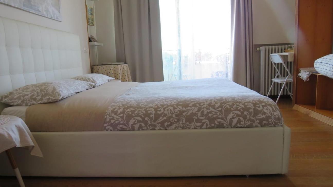 Luna Rossa Rooms Кальярі Номер фото